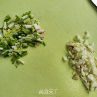 毛豆米烧茄子的做法步调：5
