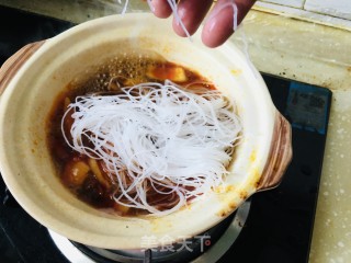 鸭血粉丝煲的做法步调：7