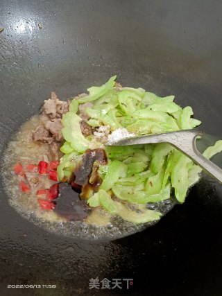 苦瓜炒牛肉的做法步调：5