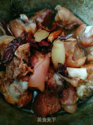 下压锅焖猪蹄的做法步调：6