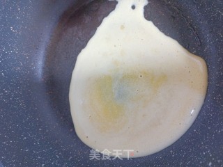 本味喷鼻草冰淇淋的做法步调：4