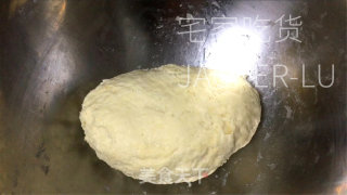 免揉豆沙里包，建造简朴，坚实适口，奶喷鼻味女实足。的做法步调：4