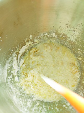 喷鼻香
葱肉紧海苔蛋糕卷的做法步伐
：9