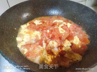 西白柿炒鸡蛋的做法步调：6