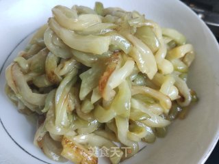 素炒茄子的做法步调：6