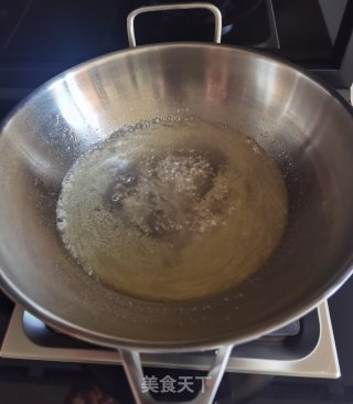 炸糖糕的做法步调：4