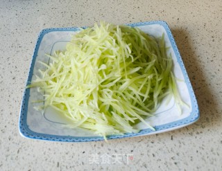 凉拌麻辣金鲳鱼的做法步调：5