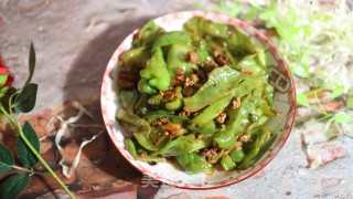 肉终白烧青椒的做法步调：8