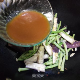 茄子烩豆角的做法步调：9
