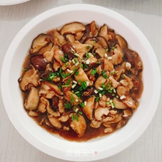 喷鼻菇炒肉的做法步调：13