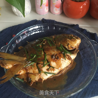 白烧鲳鱼的做法步调：7