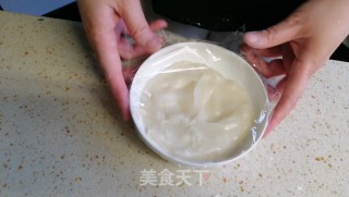 典范肉紧里包卷的做法步调：3