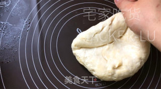 家常韭菜盒子，中壳又坚又喷鼻，内乱馅陈美妙吃。的做法步调：5