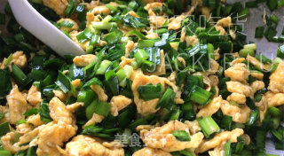 家常韭菜盒子，中壳又坚又喷鼻，内乱馅陈美妙吃。的做法步调：10