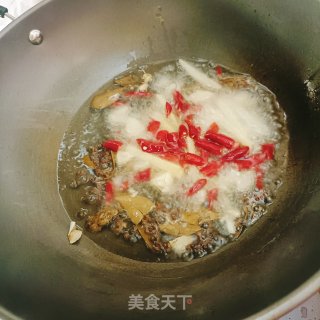 麻喷鼻辣小龙虾的做法步调：7