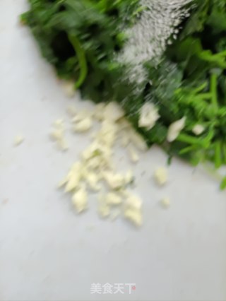 酱牛肉拌家苋菜的做法步调：5