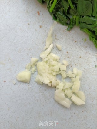 酱牛肉拌家苋菜的做法步调：4