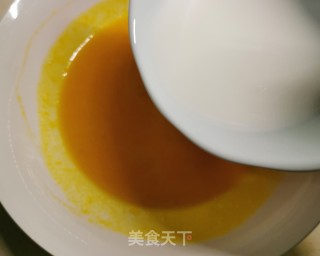 葡萄干蛋糕的做法步调：3