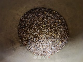 便宜胡麻盐女的做法步调：5