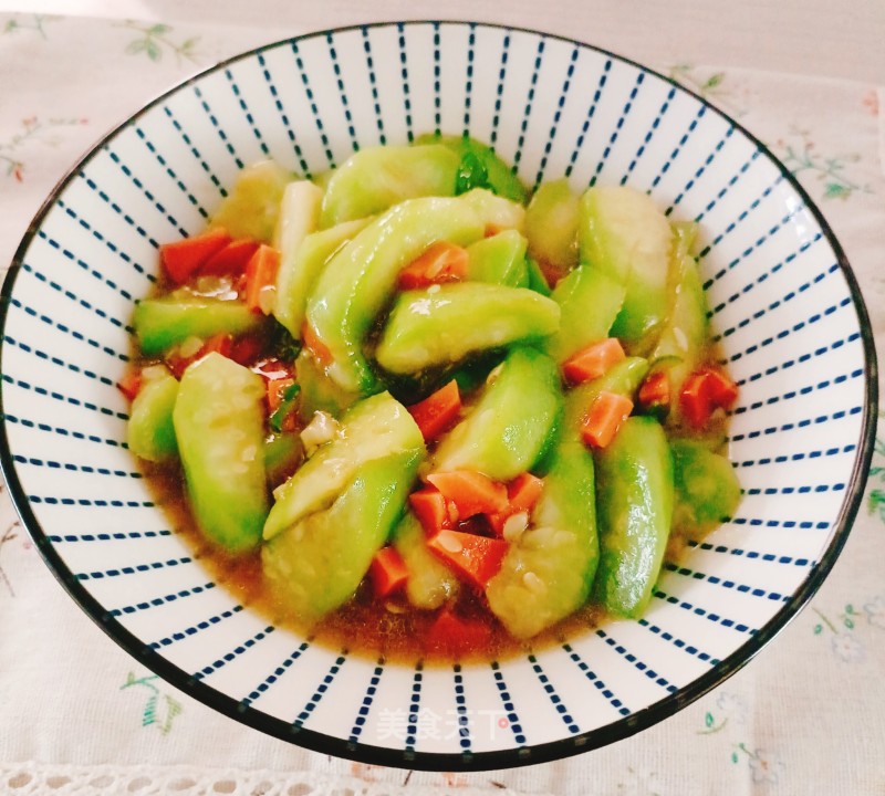 丝瓜炒水腿的做法