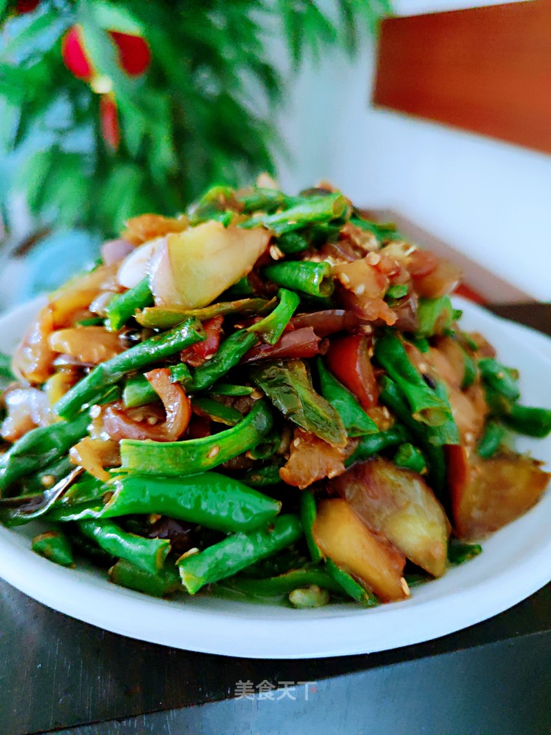 茄子炒豆角的做法