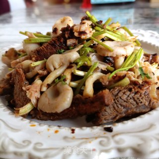 榆黄蘑拌牛肉的做法步调：14
