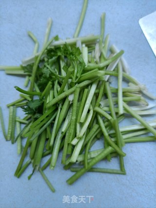 榆黄蘑拌牛肉的做法步调：7