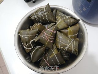 乌米白枣粽子的做法步调：7