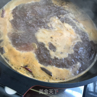 肥牛鱼豆腐喷鼻辣锅的做法步调：7