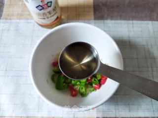 凉拌金针菇的做法步调：5