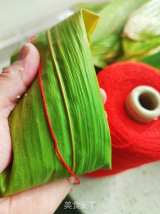 海陈枕头粽的做法步调：24