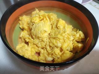 青椒西白柿炒鸡蛋的做法步调：3
