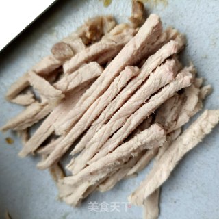 金针菇拌木耳的做法步调：9