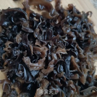 金针菇参苗拌鸽胸肉的做法步调：3