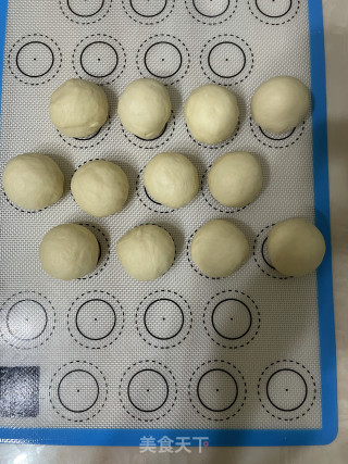 肠仔包的做法步调：4