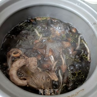 柳树菇鸽子汤的做法步调：12