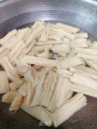 凉拌腐竹的做法步调：3