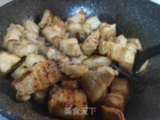 白烧五花肉的做法步调：4