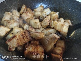 白烧五花肉的做法步调：5