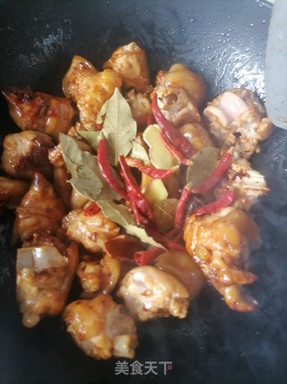 白烧猪蹄的做法步调：5