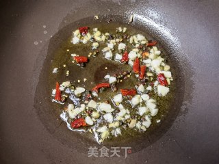 十三喷鼻麻辣玉米粒的做法步调：3