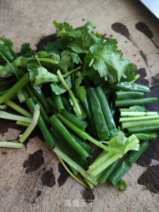 金针菇凉拌千张的做法步调：3