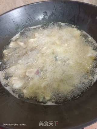 肥肠鱼的做法步调：7