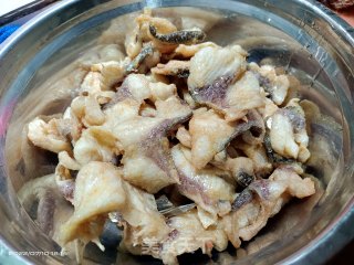 肥肠鱼的做法步调：8