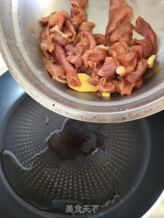 苦瓜炒肉片的做法步调：6