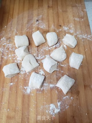 油豆角猪肉馅死煎包的做法步调：10