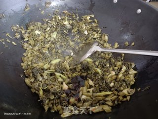 炒火捞菜的做法步调：7