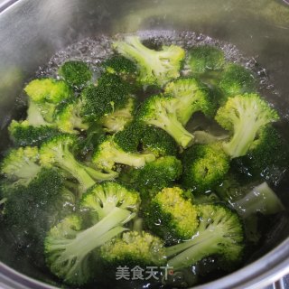 喷鼻煎牛排的做法步调：5