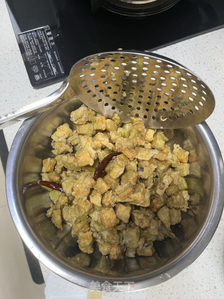 糖醋茄子的做法步调：11