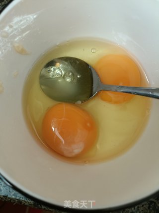 芋圆蛋花汤的做法步调：2